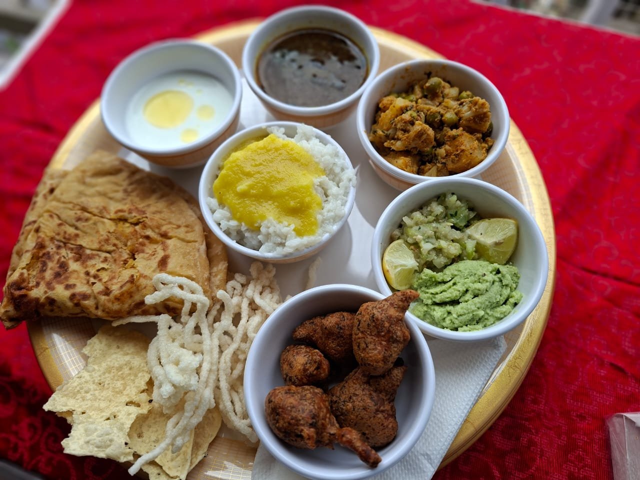 Deluxe Catered Meal Arrangement Pune